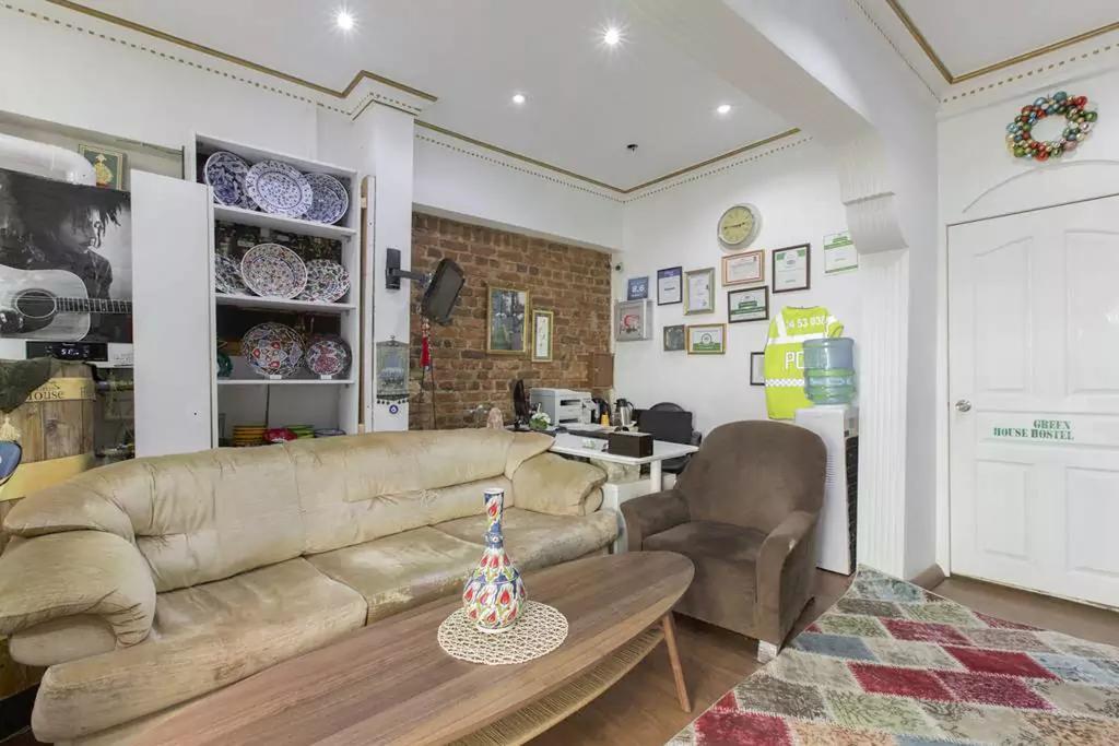 Taksim House Ostello *
